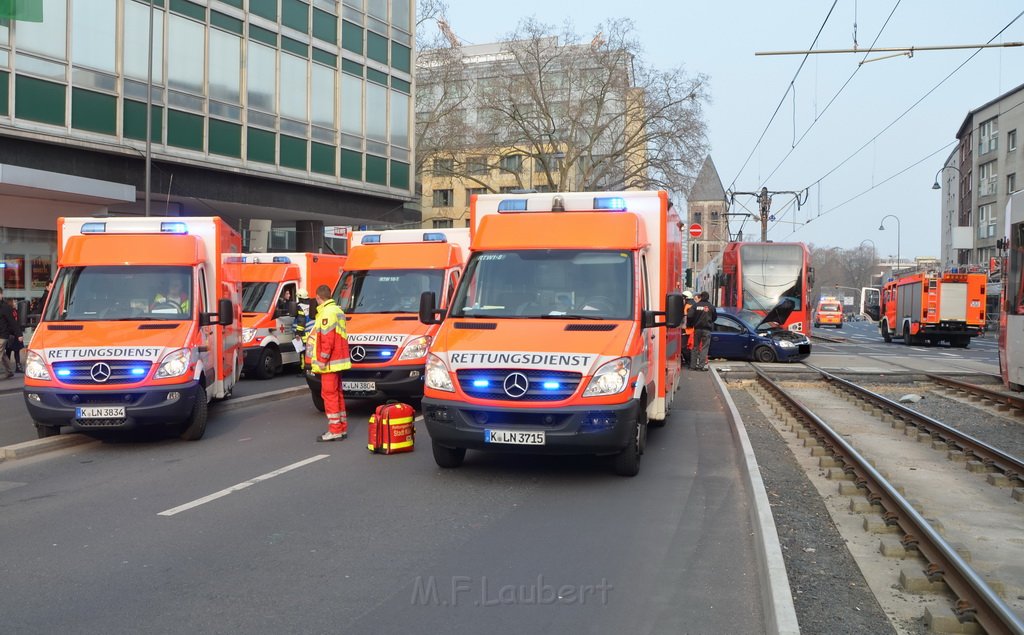 VU PKW Strab Koeln Mitte Pipinenstr Hohestr P014.JPG - Miklos Laubert